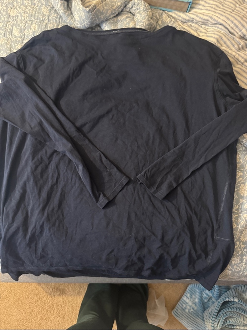 Oversized Lululemon shirt